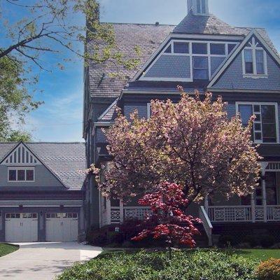 Historic Cincinnati home with 3-car garage addition Wilcox Architecture